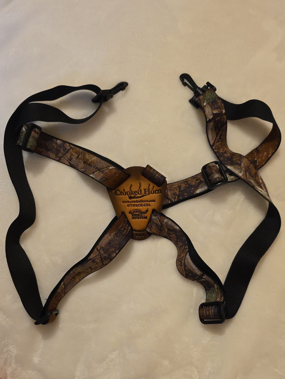 Crooked Horn's Shoulder Harness To Carry Binoculars